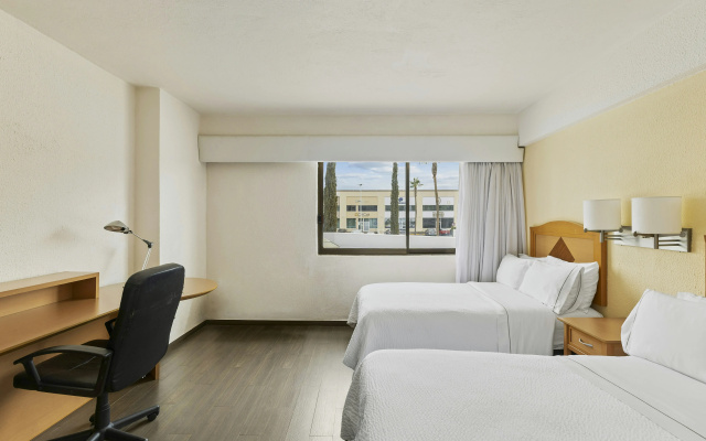 Fiesta Inn Express Chihuahua