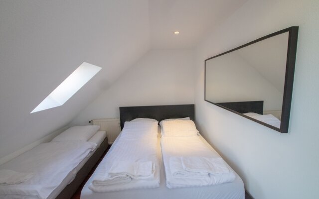 Tolstov Hotels Sunny Penthouse In City Center