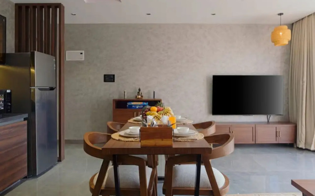 Modern 1BR With Pool 5min Drive to Candolim Beach