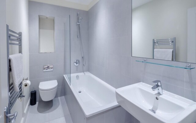 Bright Lower Ground One Bedroom Apartment