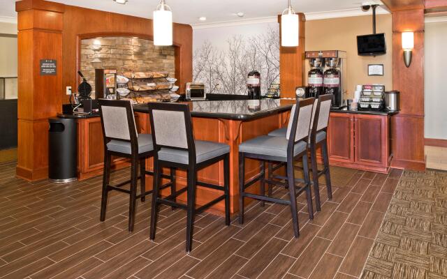 Staybridge Suites Charlotte Ballantyne by IHG