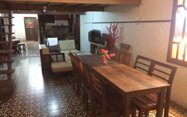 Pavilion Coffee Guesthouse