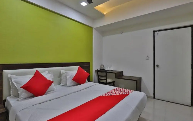 Dev Orchid By OYO Rooms