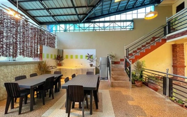 Weekdays Hot Spring Resort by Cocotel