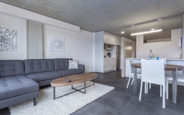 Domicile Suites at Cove