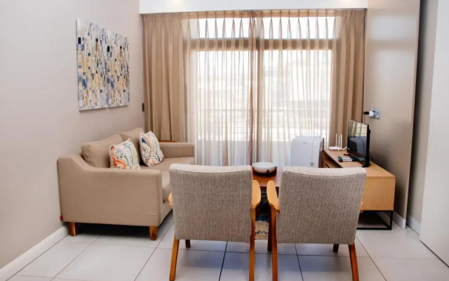 Minimalistic 1 Bed in Menlyn Maine
