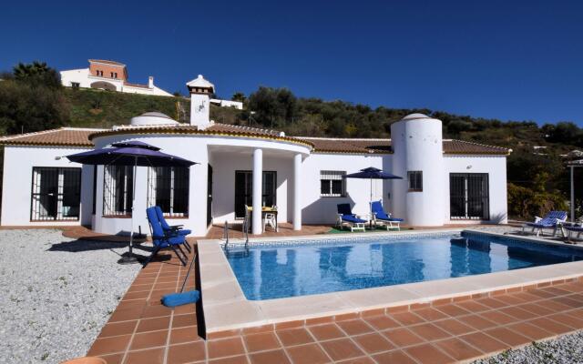 Villa in Arenas With Sea Views and Private Pool