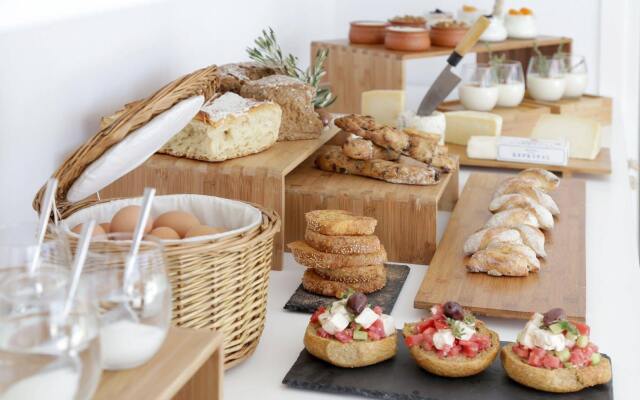 Livin Mykonos Hotel - Adults Only