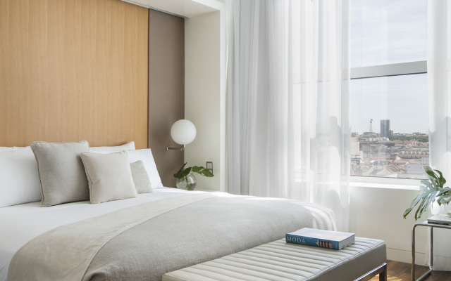 ME Madrid Reina Victoria