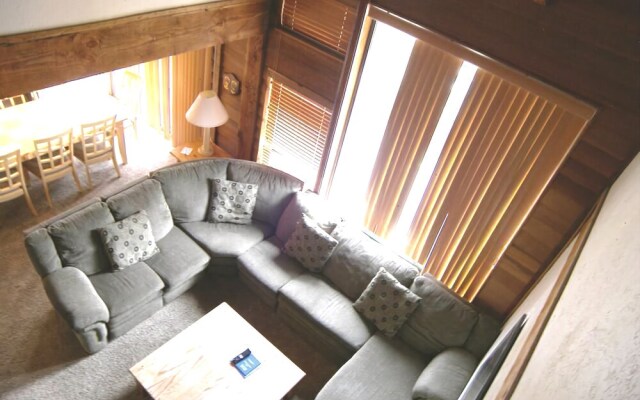 Anaconda 4 Bed 4 Bath by RedAwning