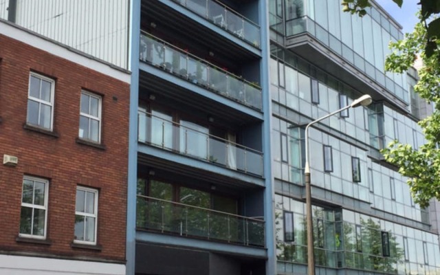 Central Apartment Along the River Liffey