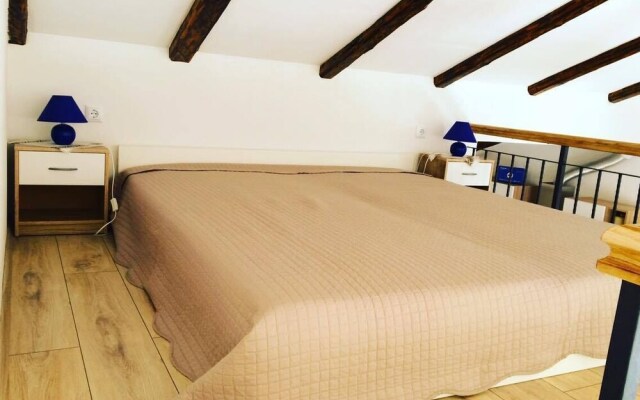 Modern Attic Apartment