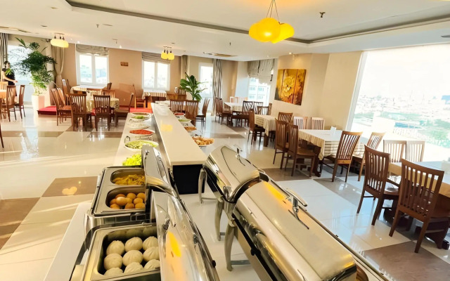 Hoang Sa Hotel