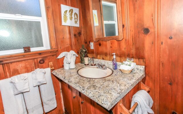 Ski Bunny Lodge