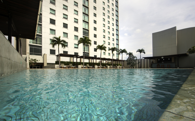 Mövenpick Hotel Jakarta City Centre