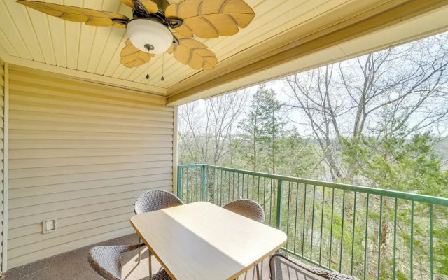Branson Condo w/ Balcony, Near Silver Dollar City!