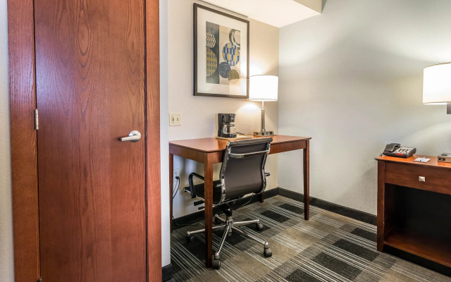 Comfort Inn Sw Omaha I-80