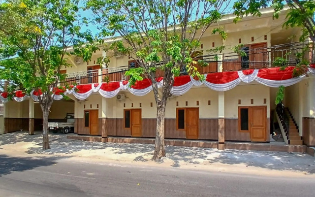 RedDoorz @ Dien Homestay Syariah Alun-alun Pasuruan