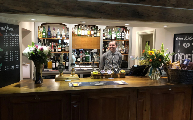 Horse & Groom - Upper Oddington