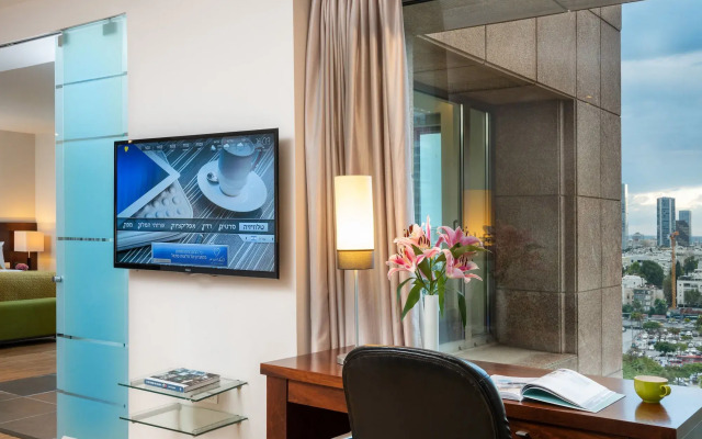 Leonardo City Tower Hotel Tel Aviv