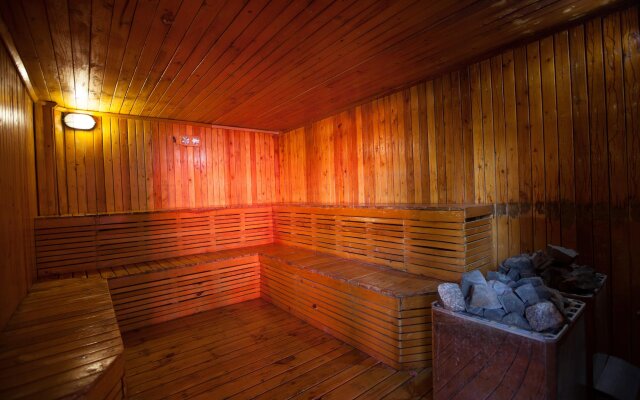 The Train Resort - Sauna & Spa