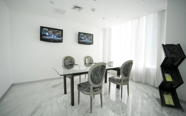 Radisson Hotel Decapolis Miraflores