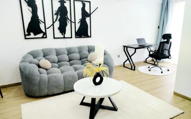 Luxurious Nairobi Condo With Rooftop Pool & Gym