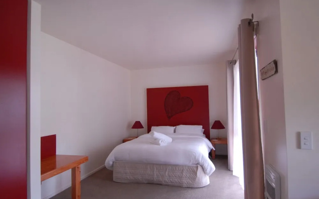 Lemon Tree Lodge