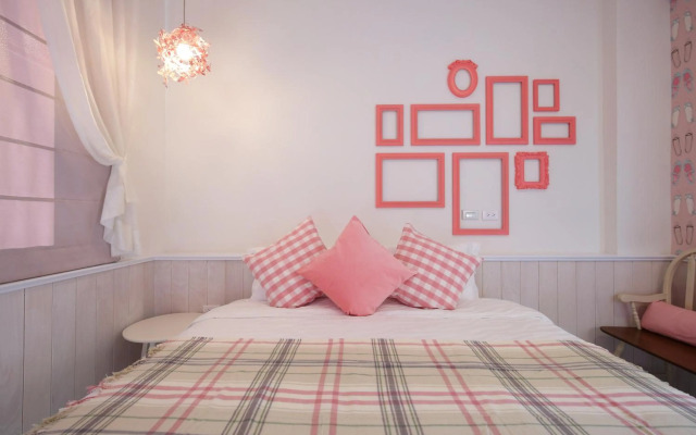 1999 Bed and Breakfast