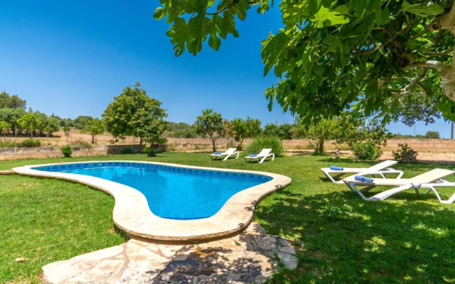 Holiday Home es Coscolls (Pic300)