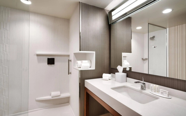 Courtyard by Marriott Atlanta Duluth Downtown