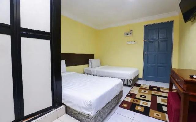 Hotel As Salam By OYO Rooms