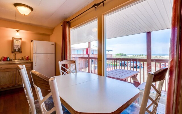 Getaway Oceanfront Lodging