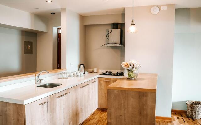 Muru Homely Hotel