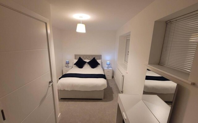 Impeccable 2-bed House in Milton Keynes