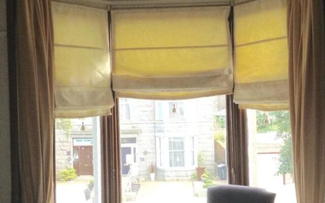 BB Dunrovin Guest House