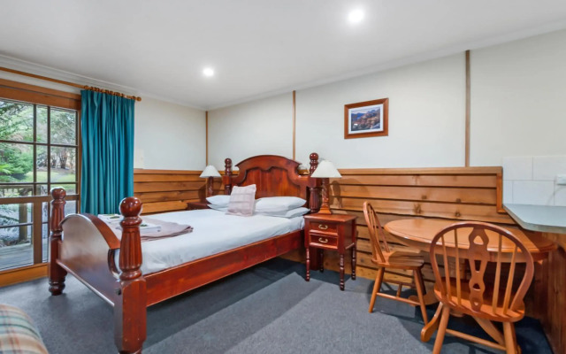 Cradle Forest Inn