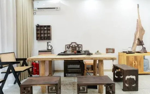 Dusty Mirror Homestay (Guilin Liangjiang Sihu Branch)