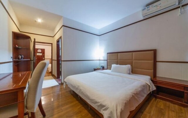 Huizhou Jindong Business Hotel