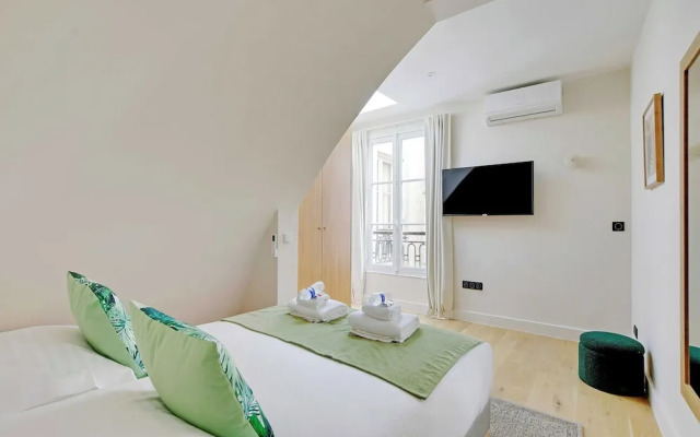 Apt a/c 1br/2p - Saint-lazare/les Champs Elysee