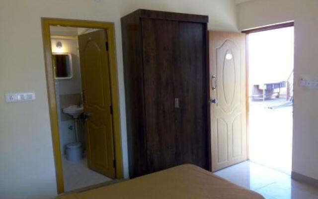 Suvarna Compact