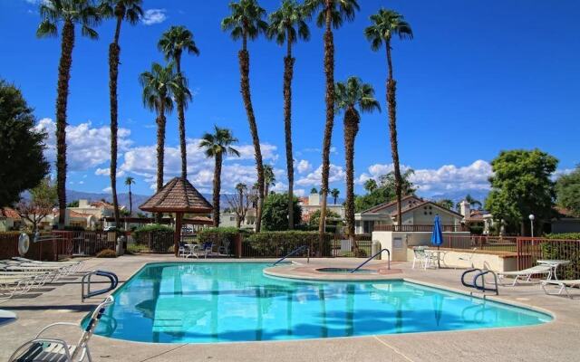 4 Seasons at Desert Breezes