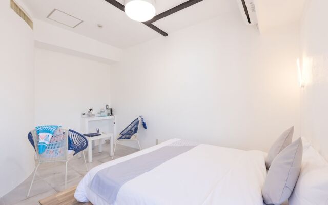 Mykonos Resort Miura