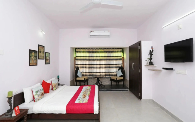 OYO 10298 Home near Sukhadia Circle