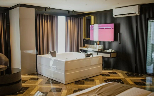 Quala Hotels