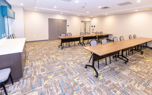 Hampton Inn by Hilton Selma