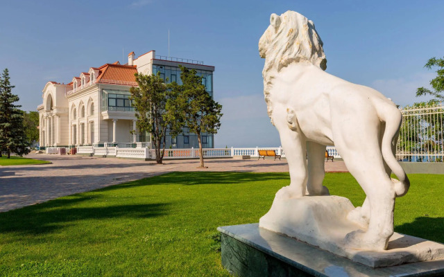 KADORR Hotel Resort & Spa