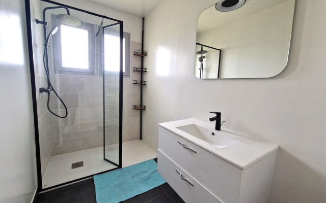 Holiday Home in Kerbors Near Cote de Granit Rose