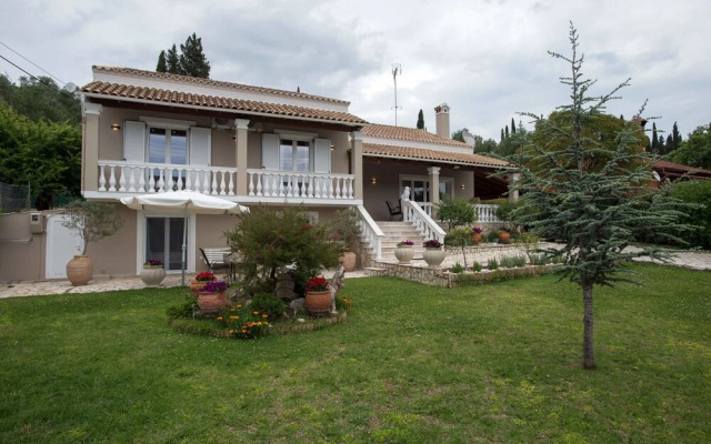 Georgia's Corfu Apartment
