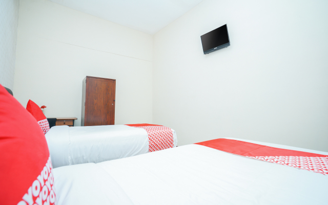 OYO 1239 Mojokerto Classic Homestay